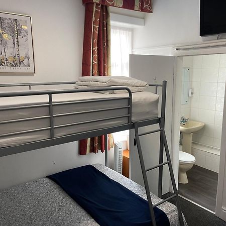 Backpackers Blackpool Hotel & Suites Экстерьер фото