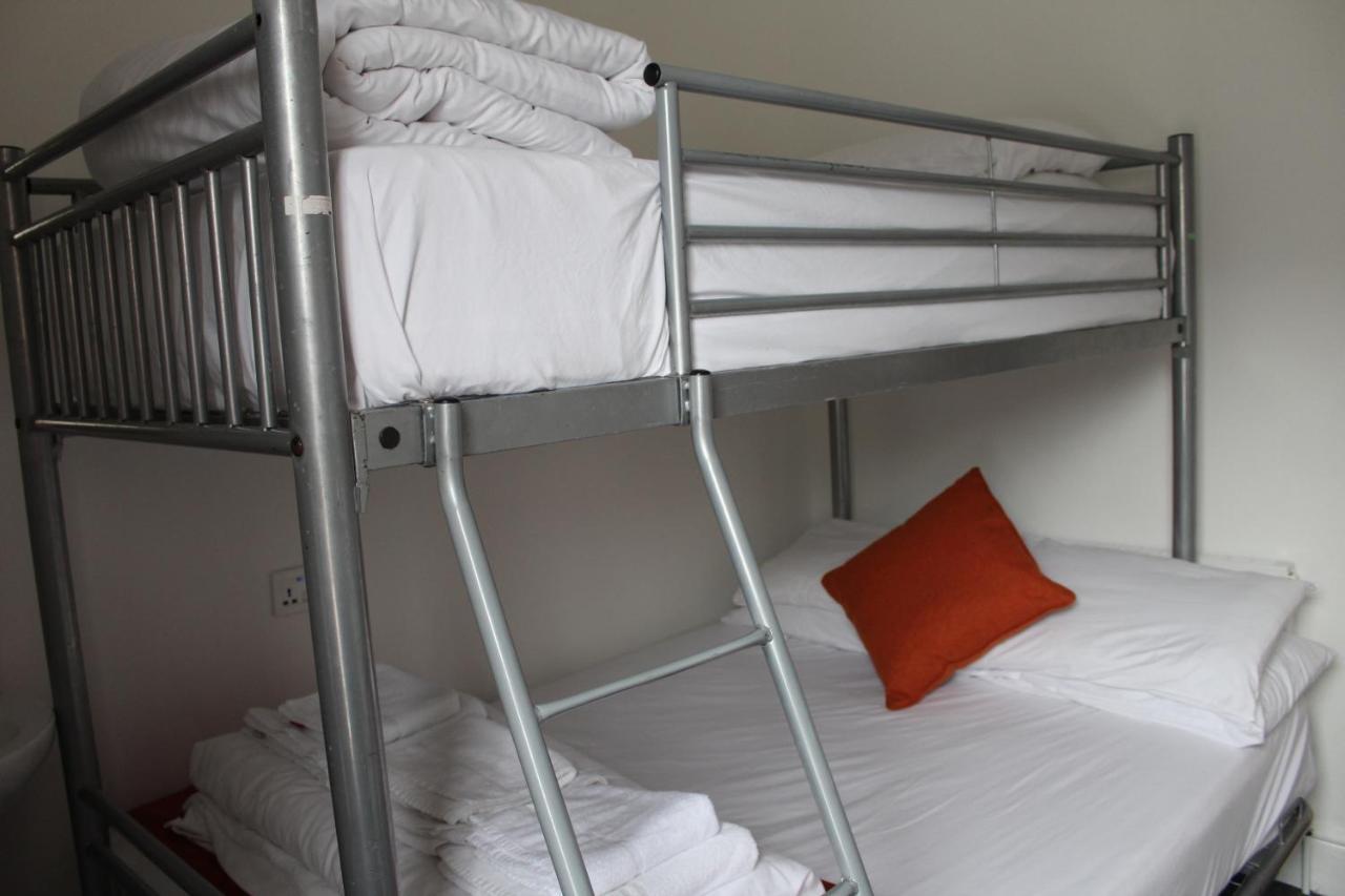 Backpackers Blackpool Hotel & Suites Экстерьер фото