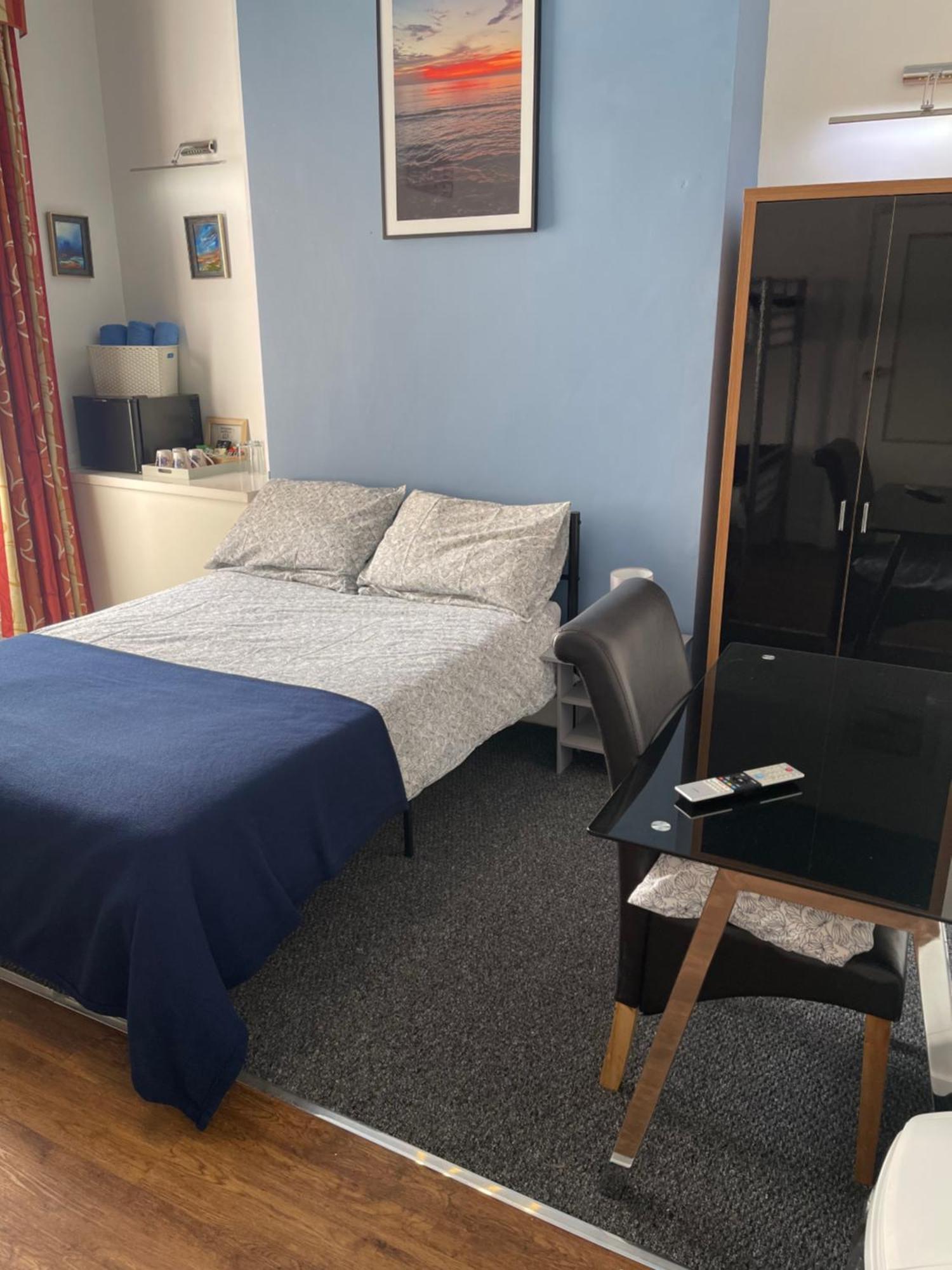 Backpackers Blackpool Hotel & Suites Экстерьер фото