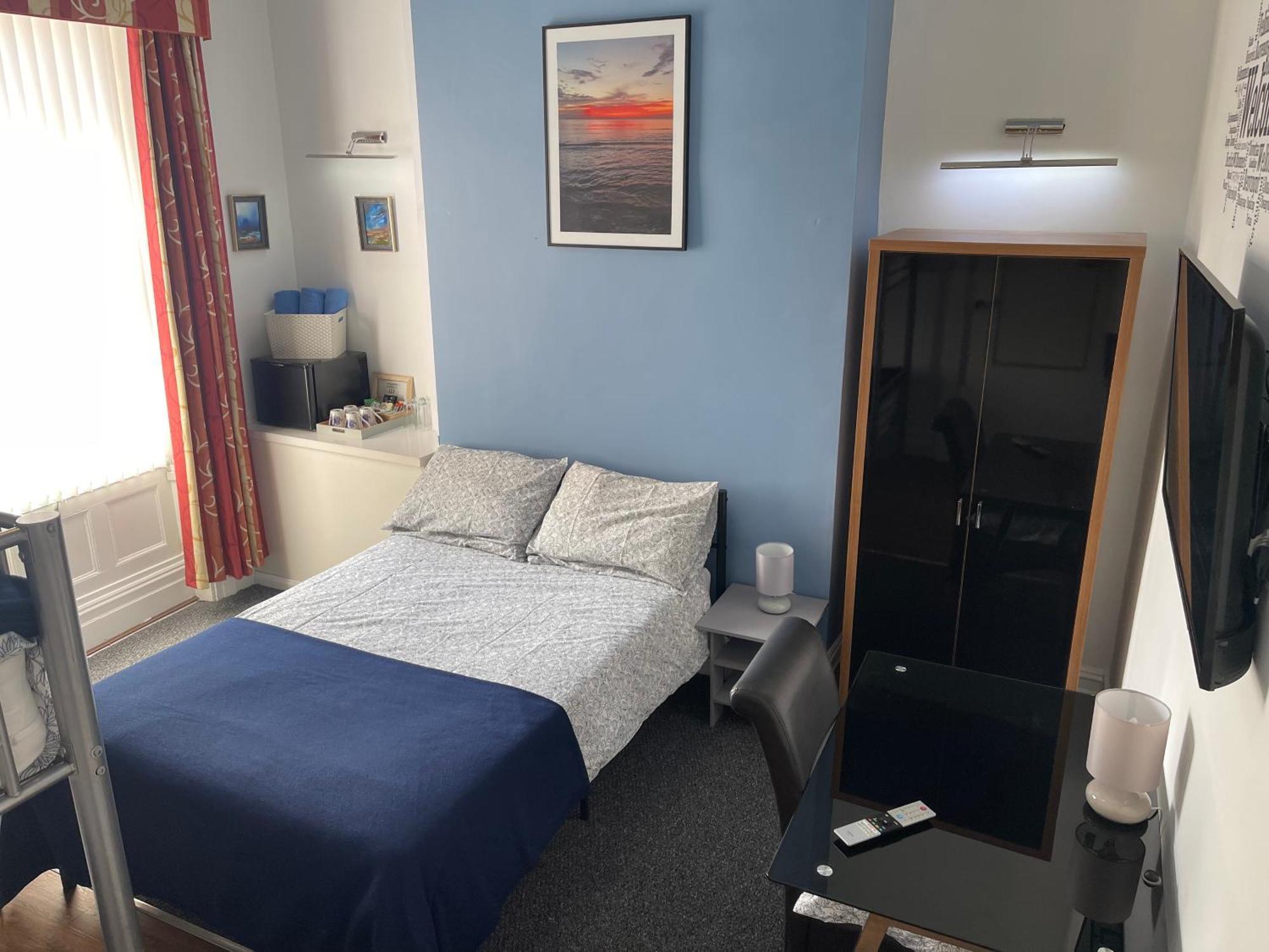 Backpackers Blackpool Hotel & Suites Экстерьер фото